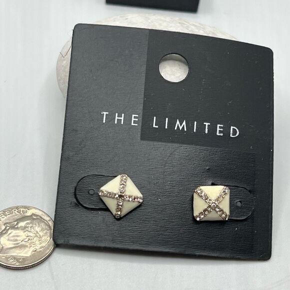 The White SIlver Post Earrings Post $16 ea or bundle 3/$25 - Picture 5 of 5